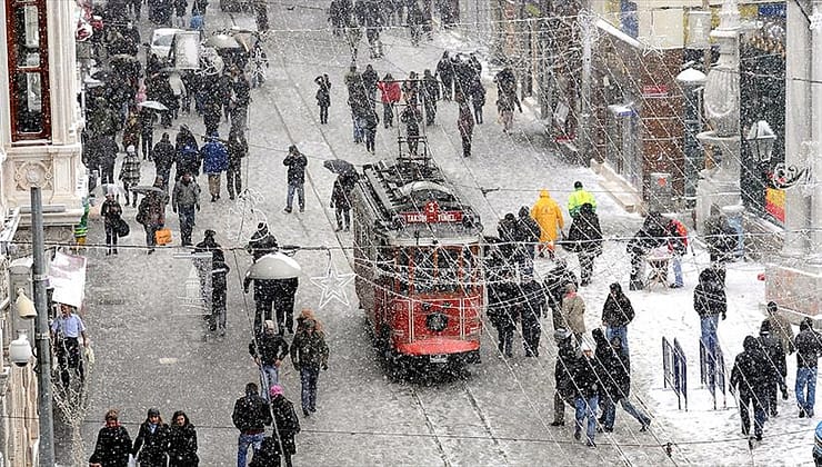 SON DAKİKA İstanbul’da Okullar Tatil mi?