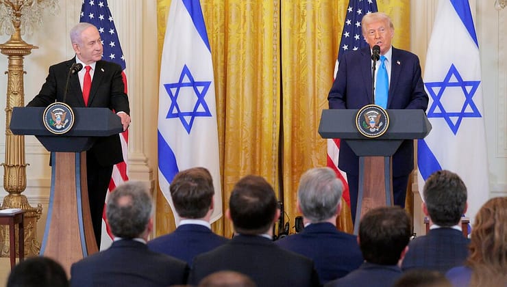Trump’tan Gazze İçin Şok Plan: “İsrail, Gazze’yi ABD’ye Devredecek”