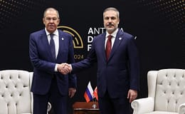 Dışişleri Bakanı Hakan Fidan, Rus Mevkidaşı Lavrov ile Görüştü