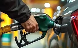 Benzin, motorin, LPG fiyatları değişti! Akaryakıta 1 lira zam geldi