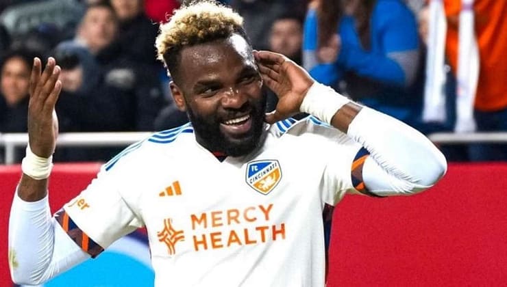 Gol Krallığıyla Tanınan Süper Lig Yıldızı, 11. Kattan Düşerek Hayatını Kaybetti!