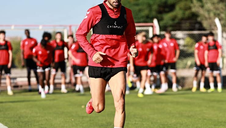 Sivasspor Hırslı Çalışıyor! Fenerbahçe Maçı İçin Hazırlıklar Tam Gaz!