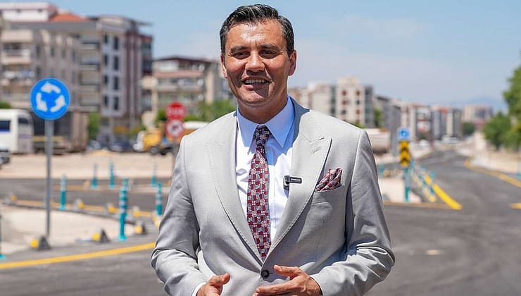 Manisa Büyükşehir Belediye Başkanı Ferdi Zeyrek’in Ani Vefatı Yerel Yönetimlere Derin Üzüntü Getirdi